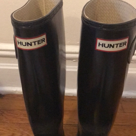 Hunter Tall Glossy Rainboots Size 6 Plus Socks - Picture 2 of 9